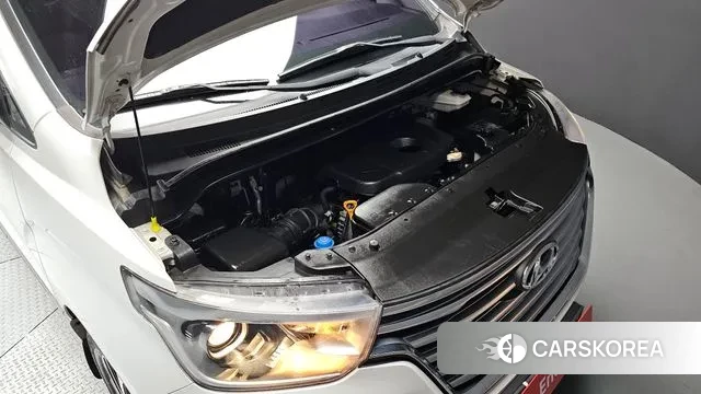 Hyundai The New Grand Starex id 3536417 из Кореи 16