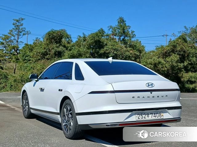 Hyundai Grandeur (GN7) id 4942001 из Кореи 16