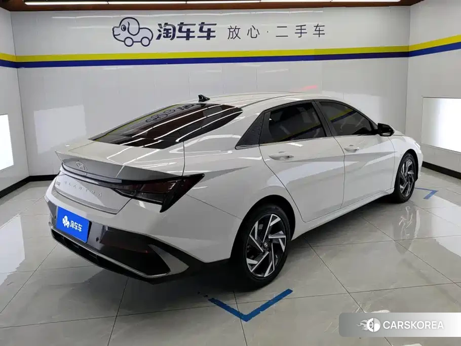 Hyundai Elantra id 4576406 из Китая 12
