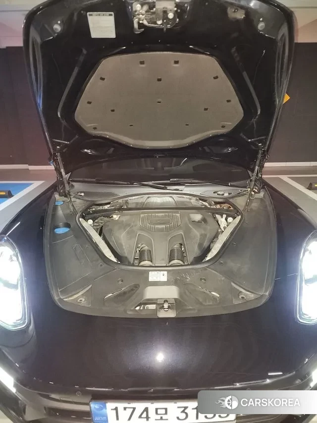 Porsche Panamera (972) 2022 Черный из Кореи, фото 6