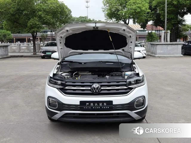Volkswagen Exploring the shadow id 4342142 из Китая 24