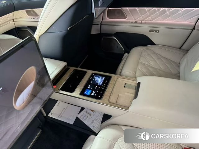 Weilai ET9 2025 Черный из Китая, фото 6