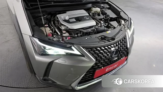 Lexus UX250h id 3536001 из Кореи 16