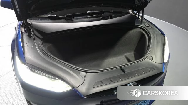 Tesla Model X id 4613132 из Кореи 32