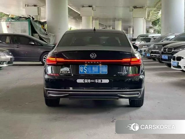 Volkswagen Passat 2022 Черный из Китая, фото 6