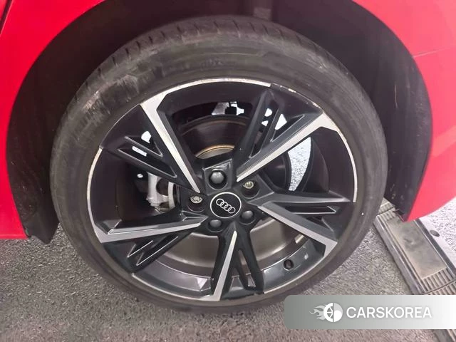 Audi A3 id 4359613 из Китая 7