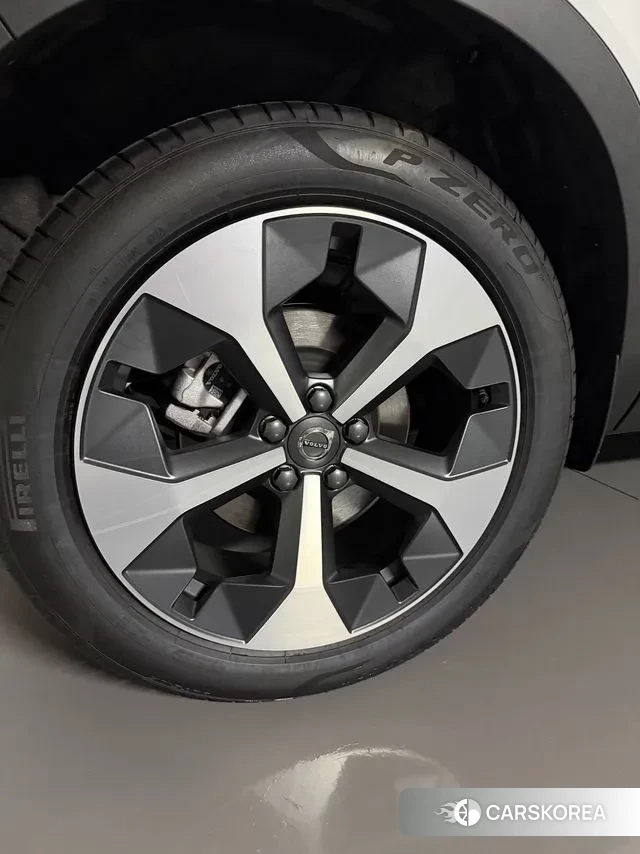 Volvo XC40 id 3431305 из Кореи 10