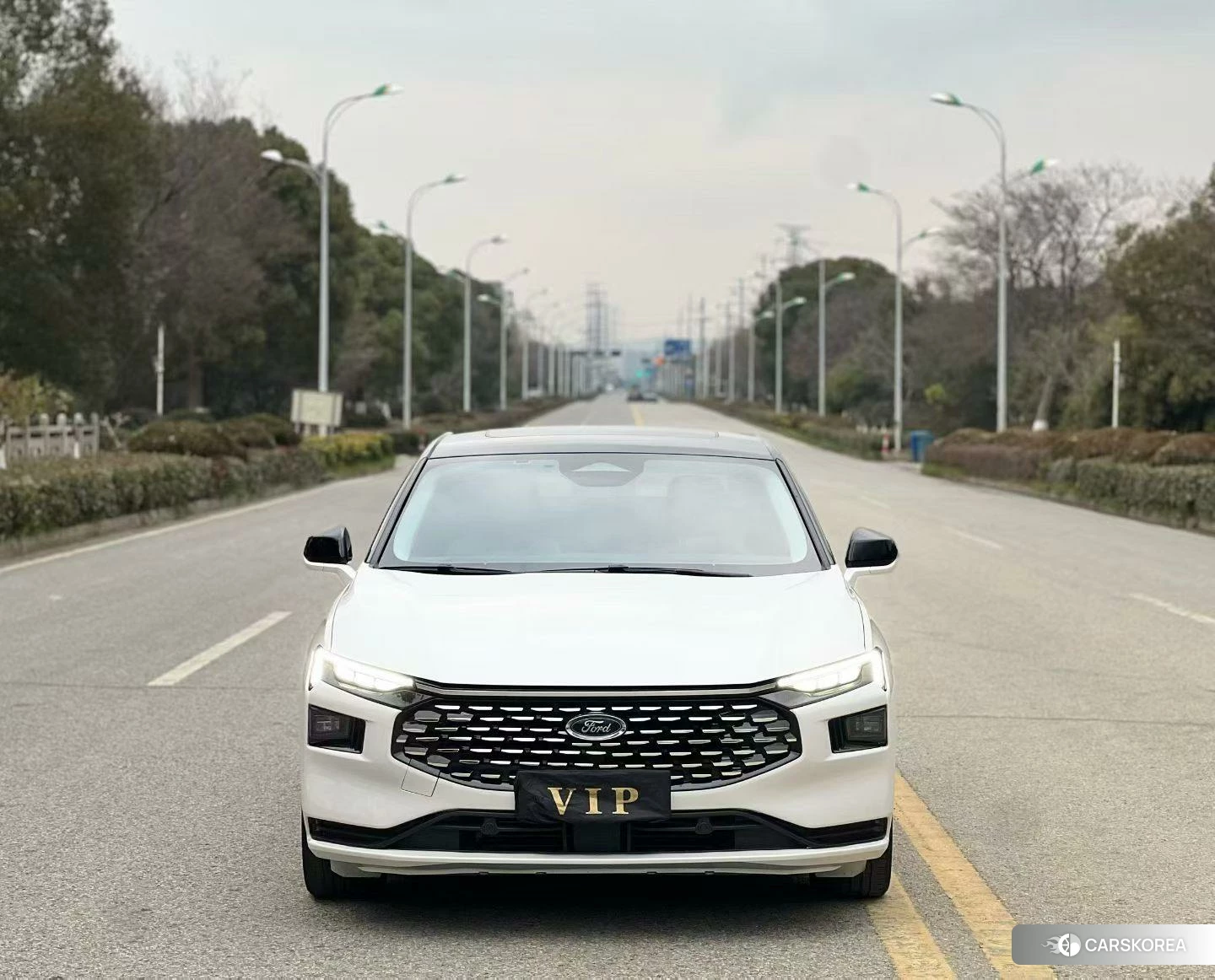 Ford Mondeo 2022 Белый из Китая, фото 6