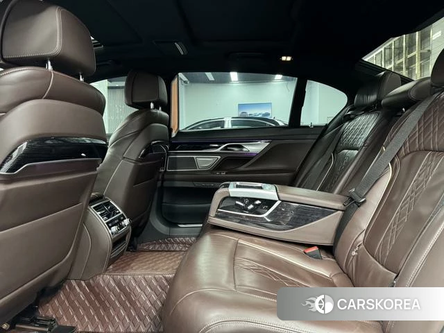 BMW 7 series id 4297326 из Китая 22