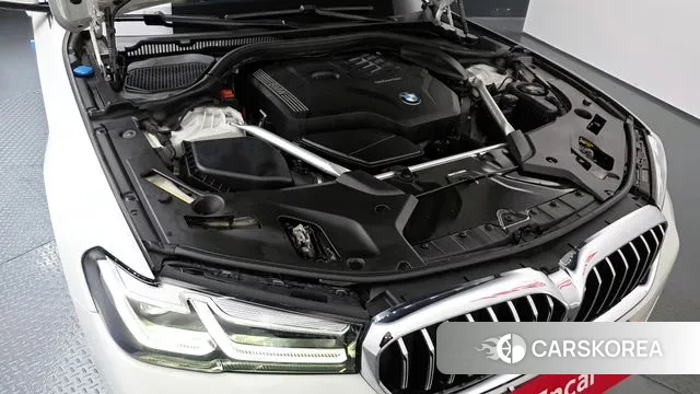 BMW 5 Series (G30) id 3524627 из Кореи 16