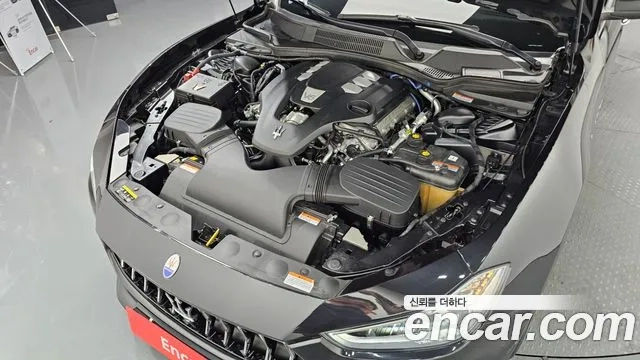 Maserati Ghibli id 2950905 из Кореи 16