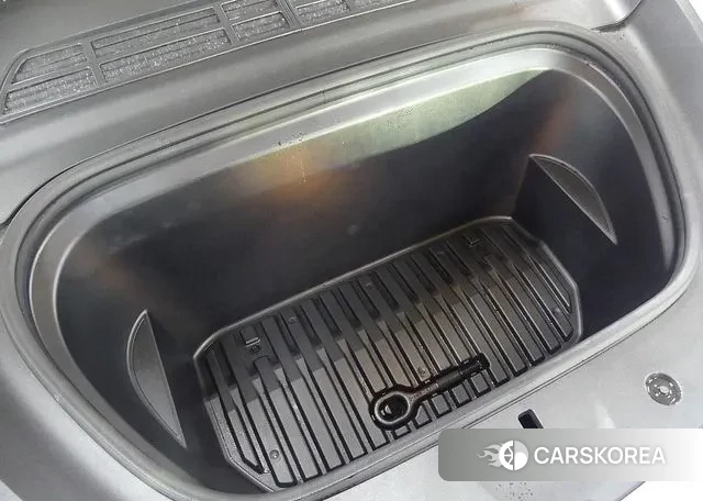 Tesla Model Y id 3310282 из Кореи 16