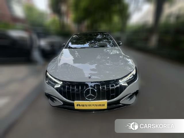 Mercedes-Benz EQE AMG 2024 Серебристо-серый из Китая, фото 6