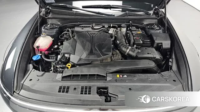 Hyundai Grandeur (GN7) id 3410336 из Кореи 16