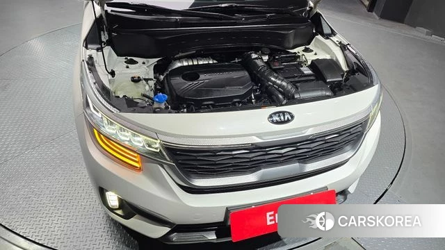Kia Seltos id 4642339 из Кореи 29