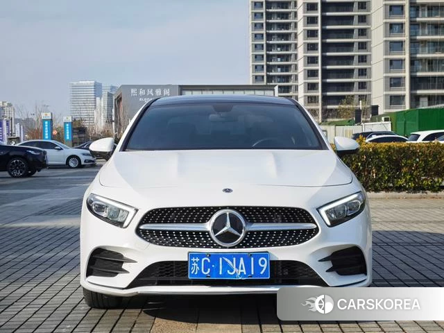 Mercedes-Benz Class A 2021 Белый из Китая, фото 6