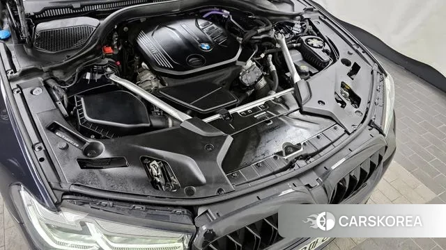 BMW 5 Series (G30) id 3635599 из Кореи 16