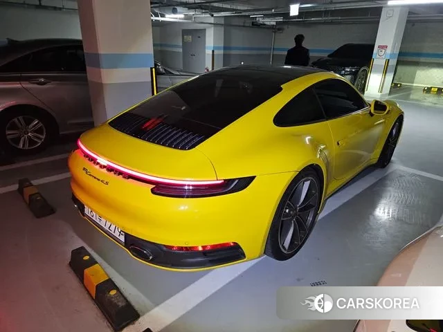 Porsche 911(992) id 3407592 из Кореи 8