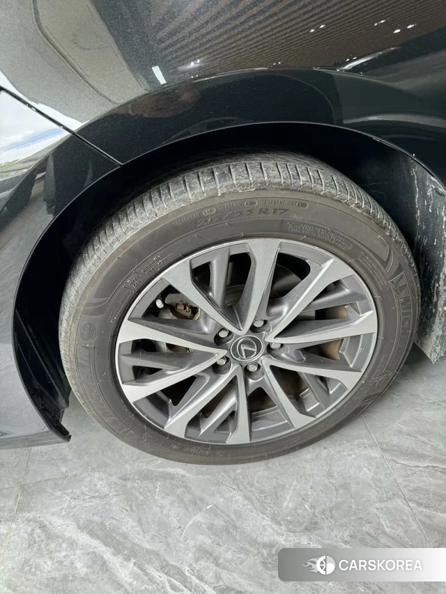 Lexus ES id 4314677 из Китая 28
