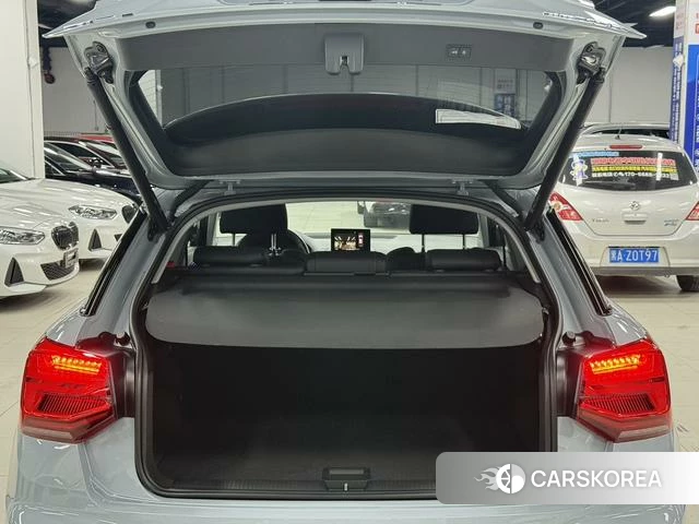 Audi Q2L id 4368123 из Китая 19