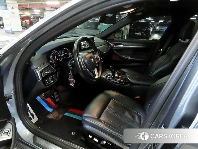 BMW 5 Series (G30) id 4233242 из Кореи 16