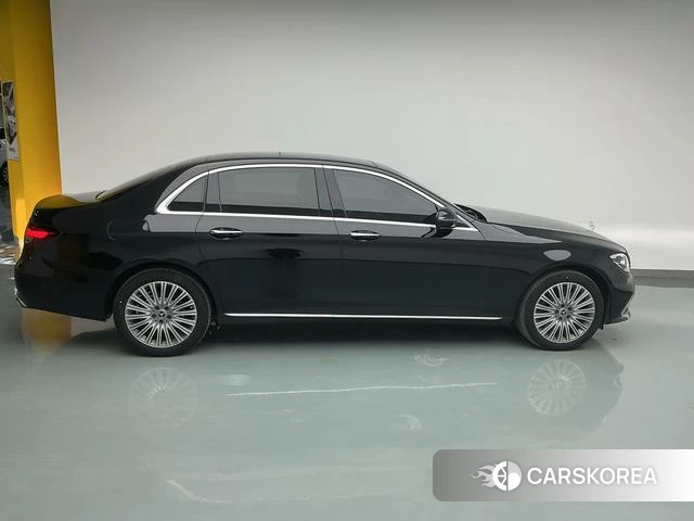 Mercedes-Benz E-class id 4272763 из Китая 16