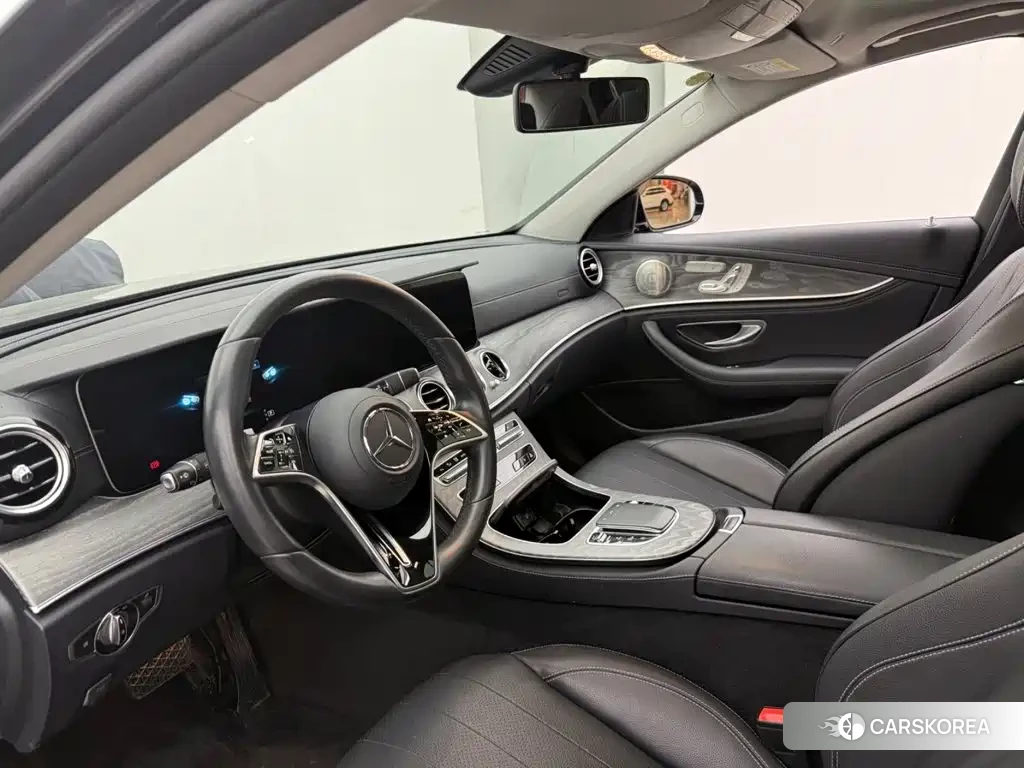 Mercedes-Benz E-Class 2021 Черный из Китая, фото 6