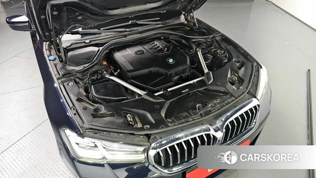 BMW 5 Series (G30) id 4282141 из Кореи 16
