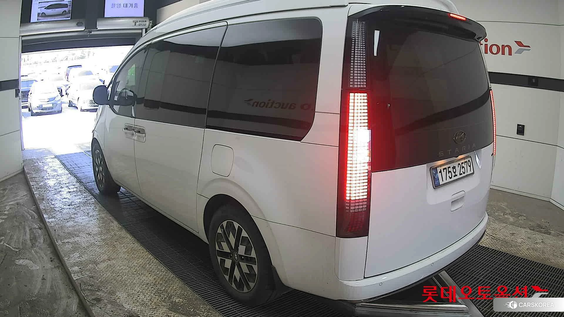 Hyundai STARIA LOUNGE Limousine id 3882076 из Кореи 34