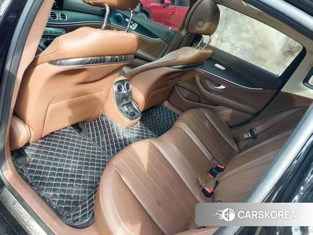Mercedes-Benz E-class PHEV id 4236329 из Китая 13