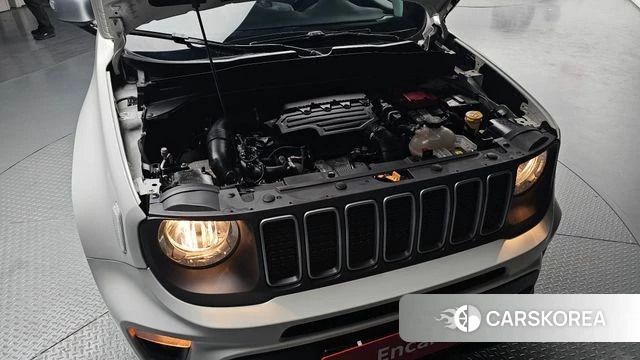 Jeep Renegade id 3903414 из Кореи 16