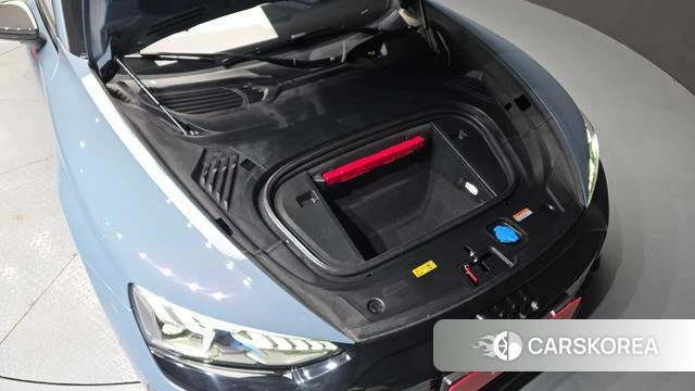 Audi RS e-Tron GT id 3923160 из Кореи 16