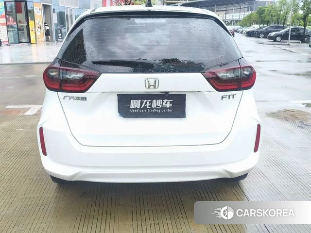 Honda Fit 2022 Белый из Китая, фото 6