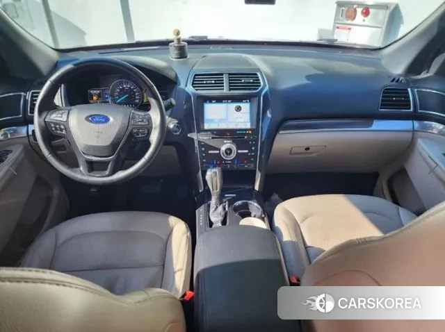 Ford Explorer 2018 Белый из Кореи, фото 6