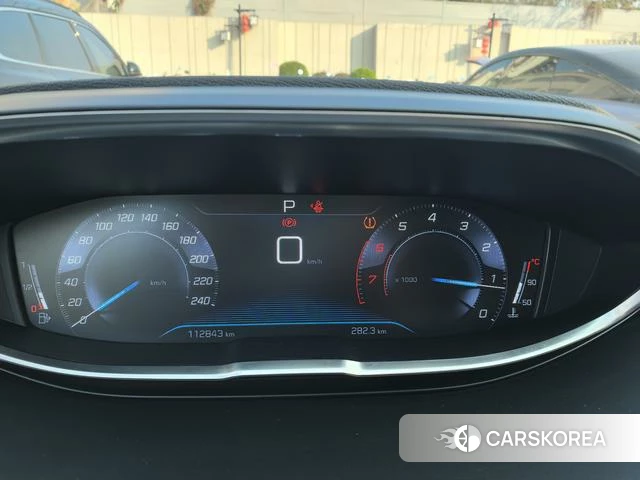 Peugeot 5008 2018 Темно-серый из Китая, фото 6
