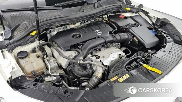 Mercedes-Benz GLA - Class H247 id 4284337 из Кореи 27