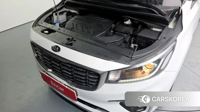 Kia The New Carnival id 3578288 из Кореи 16