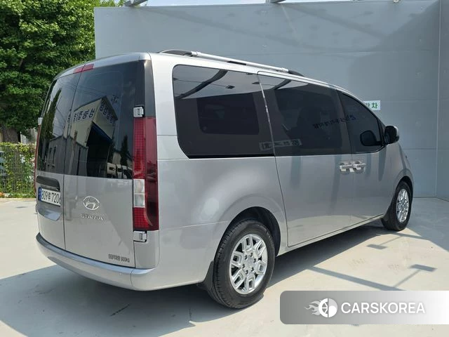 Hyundai Staria id 4646022 из Кореи 13