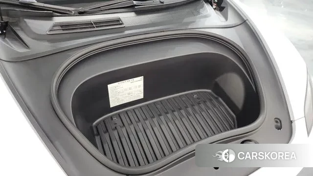 Tesla Model 3 id 3700919 из Кореи 16