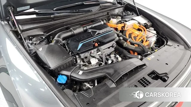 Hyundai Grandeur Hybrid (GN7) id 3739857 из Кореи 16