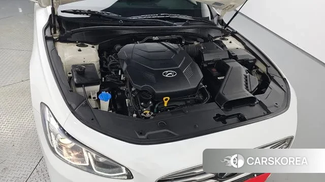 Hyundai Grandeur IG id 3464820 из Кореи 16