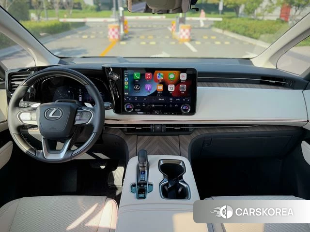Lexus LM id 4301194 из Китая 17