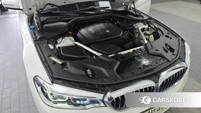 BMW 5 Series (G30) id 4530860 из Кореи 27