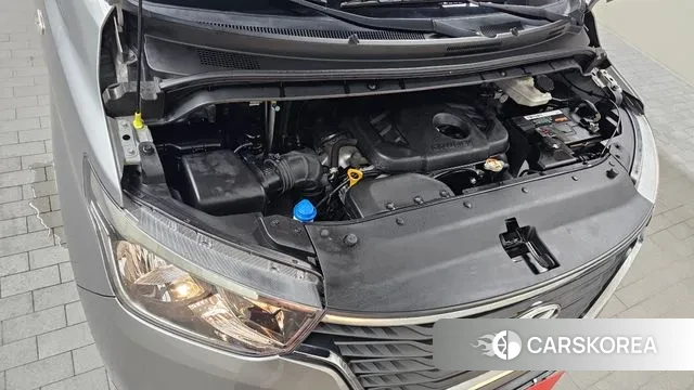 Hyundai The New Grand Starex id 3033929 из Кореи 16