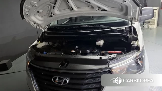 Hyundai The New Grand Starex id 3429194 из Кореи 16