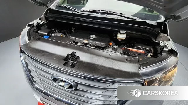 Hyundai The New Grand Starex id 3692336 из Кореи 16