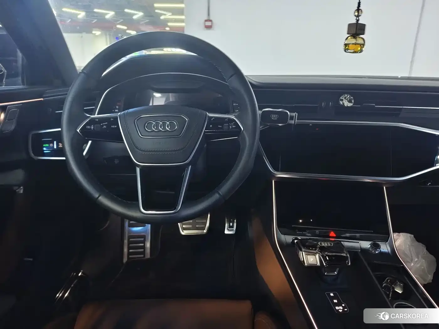 Audi A6L id 4669389 из Китая 13