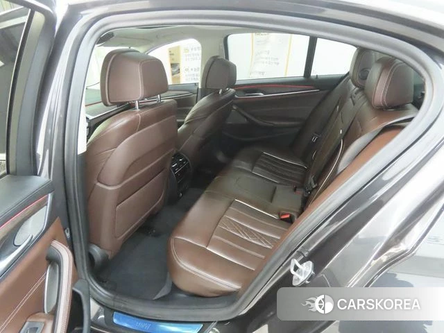 BMW 5 Series (G30) id 4250638 из Кореи 16
