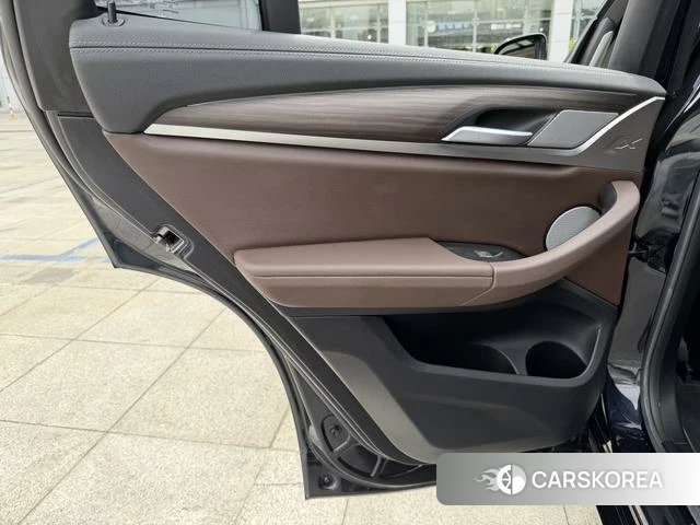 BMW X3 id 4275918 из Китая 26