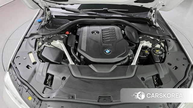 BMW 7 Series (G11) id 4284121 из Кореи 26